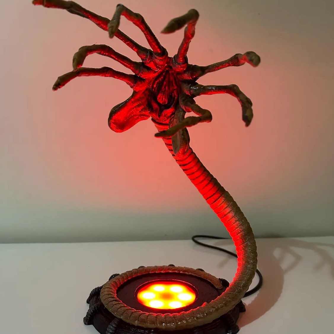 Alien Facehugger Lamp Nachtlam - Halloween Pumpkin Decor Led recensie en prijs
